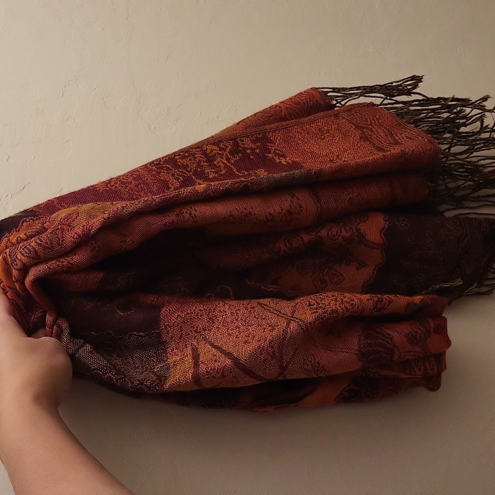 Beautiful Fall Colors Neck Scarf - Picture 3 of 3